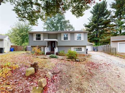 664 Ellen Court, Ravenna, OH 44266