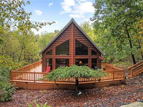39 Delaware Trail, Malvern, OH 44644