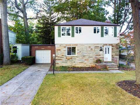 1744 Lakeview Avenue, Rocky River, OH 44116