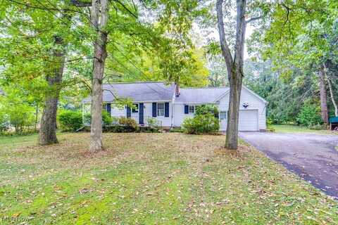 8878 Martin Road, Kirtland, OH 44094