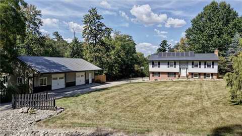 8653 S Paint Street, Apple Creek, OH 44606