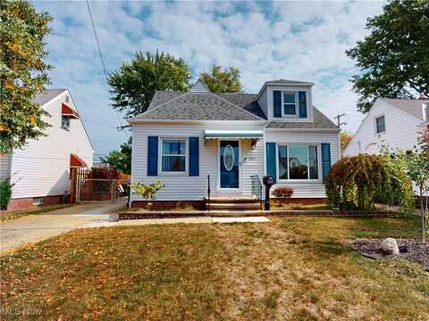 317 E 330th Street, Willowick, OH 44095
