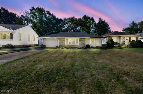 11043 Meadowbrook Drive, Parma Heights, OH 44130