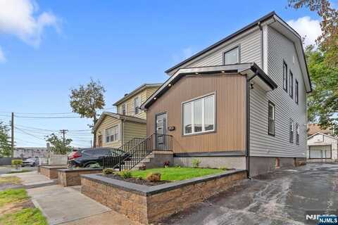 21 Victor Place, Irvington, NJ 07111