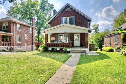 27 Thompson Avenue, Fort Mitchell, KY 41017