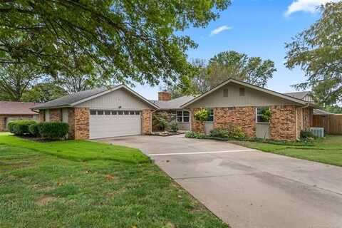 4607 E Rolling Hills Drive, Bartlesville, OK 74006