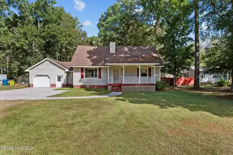 401 Briarwood Lane, New Bern, NC 28560