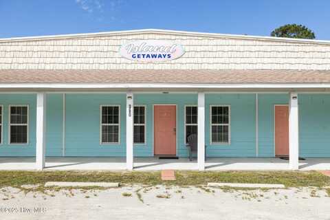 360 Island Road, Harkers Island, NC 28531