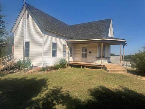 407 Manvel Avenue, Chandler, OK 74834