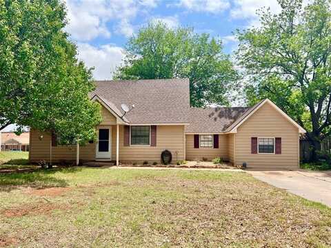 714 N 5th Street, Weatherford, OK 73096