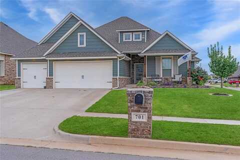 701 Cassandra Lane, Yukon, OK 73099