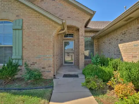 7413 Noah Parkway, Oklahoma City, OK 73132