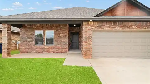 12512 SW 12th Street, Yukon, OK 73099