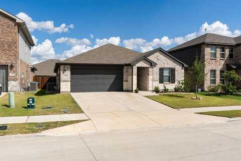2857 Fox Trail Lane, Fort Worth, TX 76108