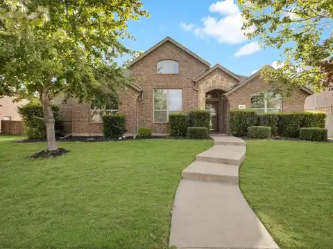716 Saddlebrook Drive, DeSoto, TX 75115