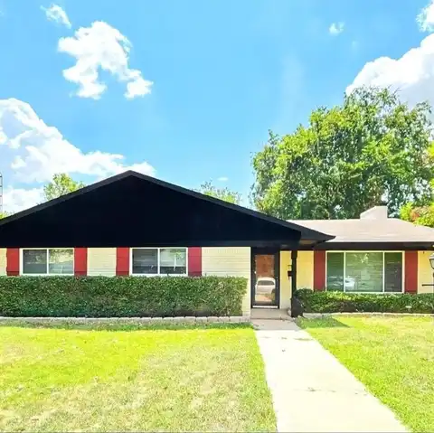 1714 Laurel Road, Gainesville, TX 76240
