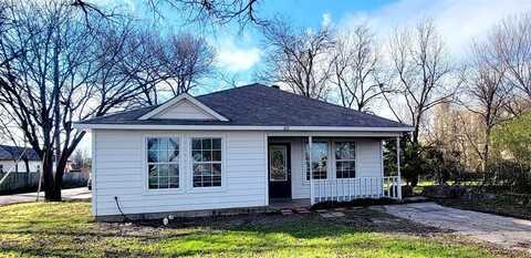 3112 Travis Street, Greenville, TX 75401