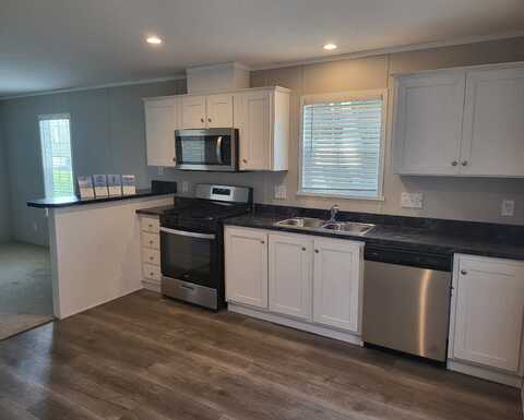 2409 Catalpa St, Liberty, MO 64068