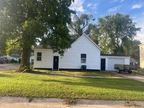 403 E 4th St., Neligh, NE 68756