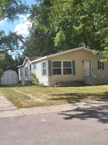 1916 Borman Ct, Milford, MI 48381