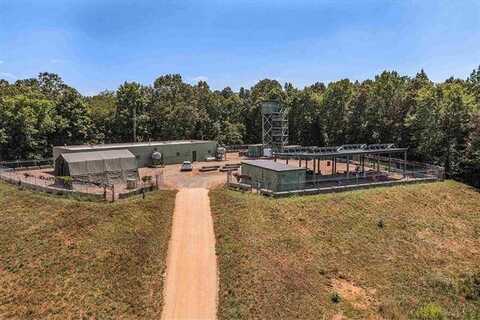 2745 Smokey Rd., Savannah, TN 38372