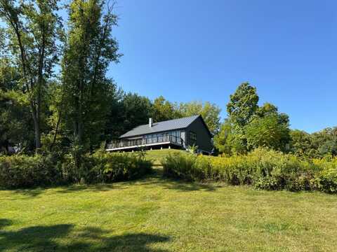 311 Kipp Rd, Hudson, NY 12534
