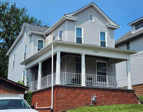 707 Beech St, Washington, PA 15301