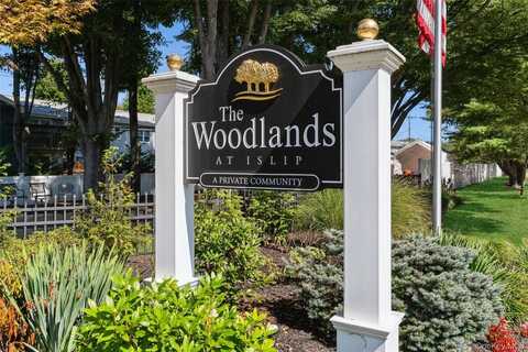 74 Finch Lane, Islip, NY 11751