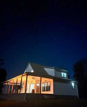 921 CHestnut Hills Raod, Burkesville, KY 42717