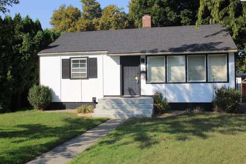 711 Guernsey St, Prosser, WA 99350