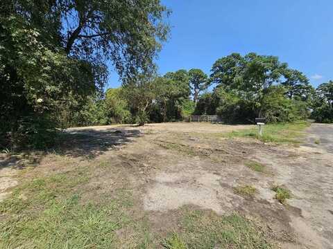21153 Sherry Lane, CHANDLER, TX 75758