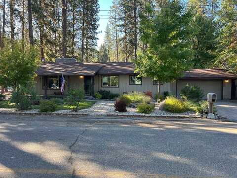 2286 Center Street, Quincy, CA 95971