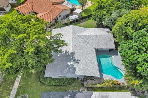 601 NW 76th Ter, Plantation, FL 33324