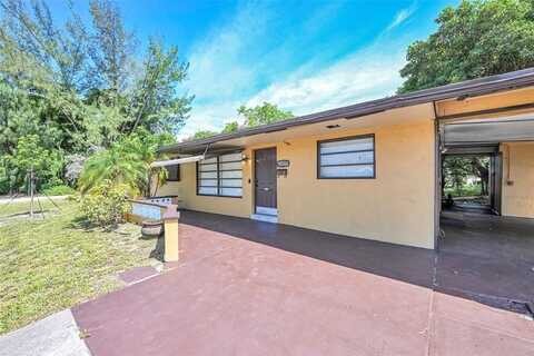 1390 NE 39th St, Pompano Beach, FL 33064