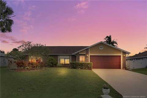 2621 SW Cadet Circle, Port Saint Lucie, FL 34953
