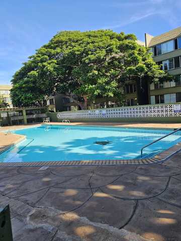 111 KAHULUI BEACH Rd, Kahului, HI 96732