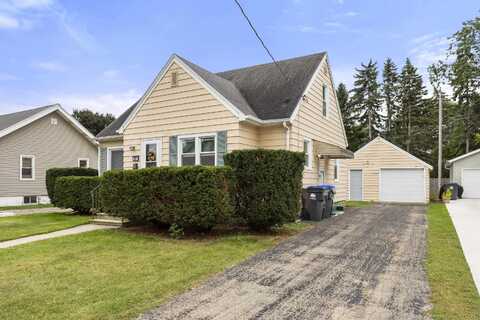 529 FAIRVIEW Avenue, NEENAH, WI 54956