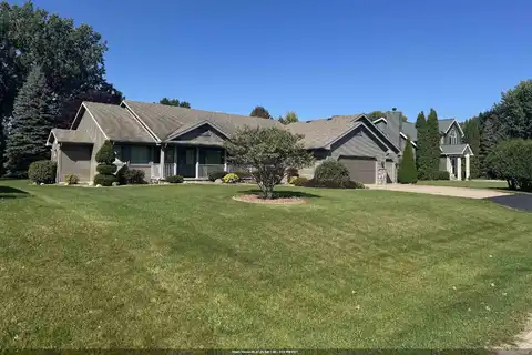 1863 AMY JO Drive, OSHKOSH, WI 54904