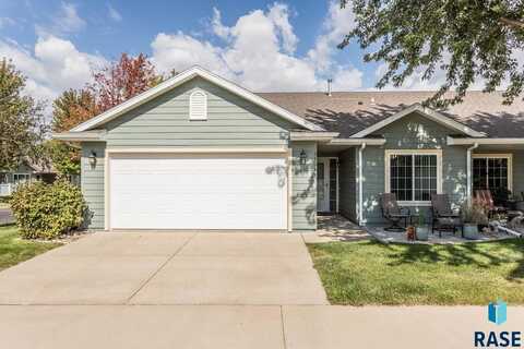 5304 W Eucalyptus Pl, Sioux Falls, SD 57107