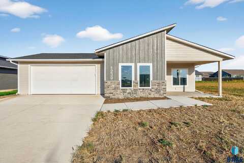 1230 N Titan Ave, Tea, SD 57064