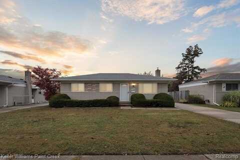 8457 Potomac Street, Center Line, MI 48015