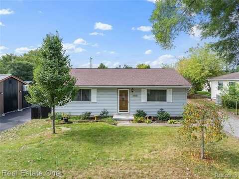 5276 Ethel Boulevard, Brighton, MI 48116