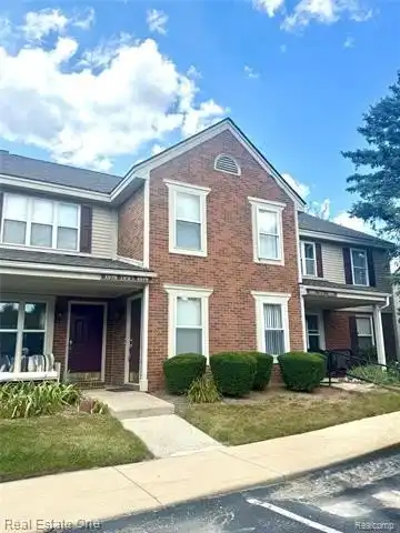 1579 Oneil Circle, Rochester Hills, MI 48307