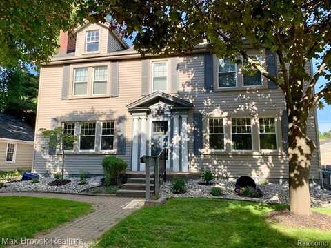 156 N WORTH Street, Birmingham, MI 48009