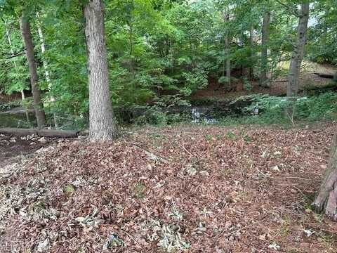 917 Lacon Drive, Newport News, VA 23608