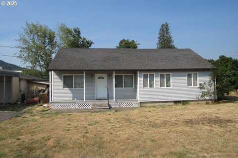 165 ROBINSON ST, Sutherlin, OR 97479