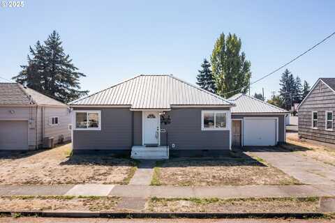 24 E PINE ST, Lebanon, OR 97355