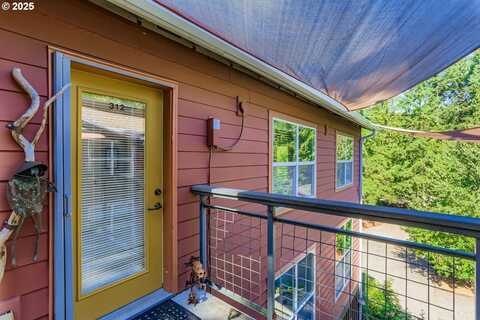 9601 NW LEAHY RD, Portland, OR 97229