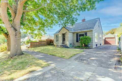 15 SE 86TH AVE, Portland, OR 97216