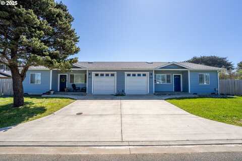693 /705 12TH CT, Bandon, OR 97411